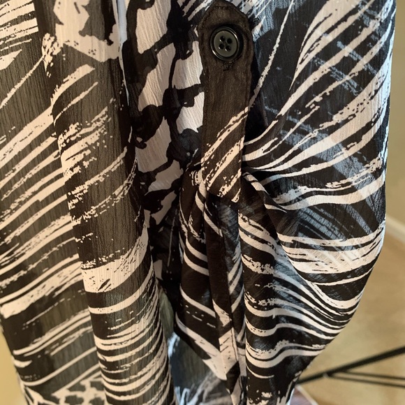 Chico light weight button up long blouse SZ XL 16 - Picture 6 of 7